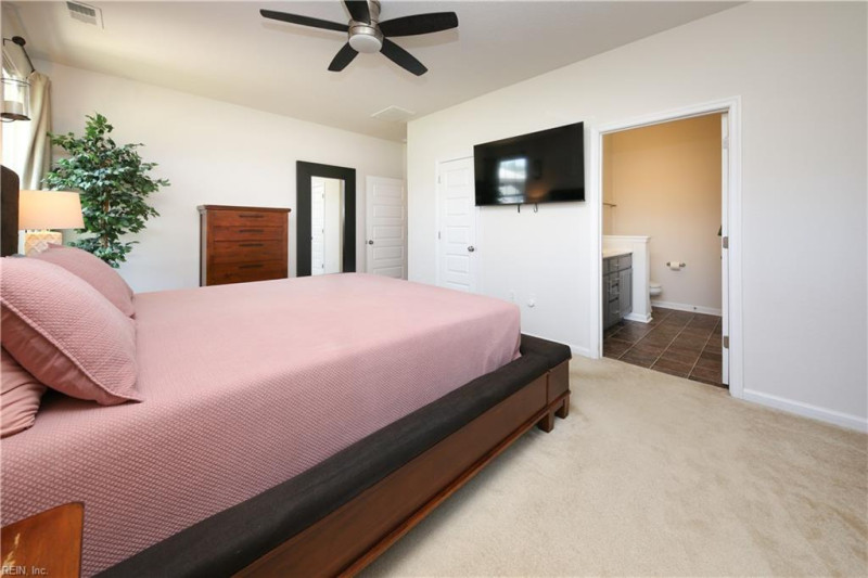Photo 25 of 45 residential for sale in Camden County virginia