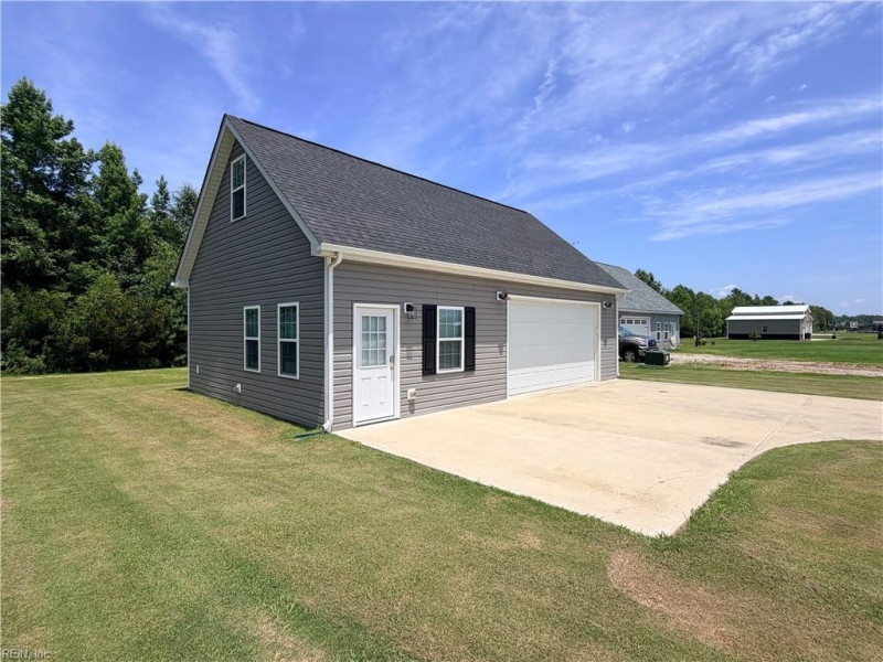 Photo 32 of 45 residential for sale in Camden County virginia