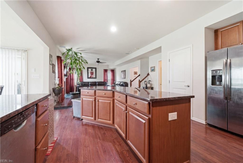 Photo 13 of 32 residential for sale in Chesapeake virginia Photo 13 of 32 residential for sale in Chesapeake virginia