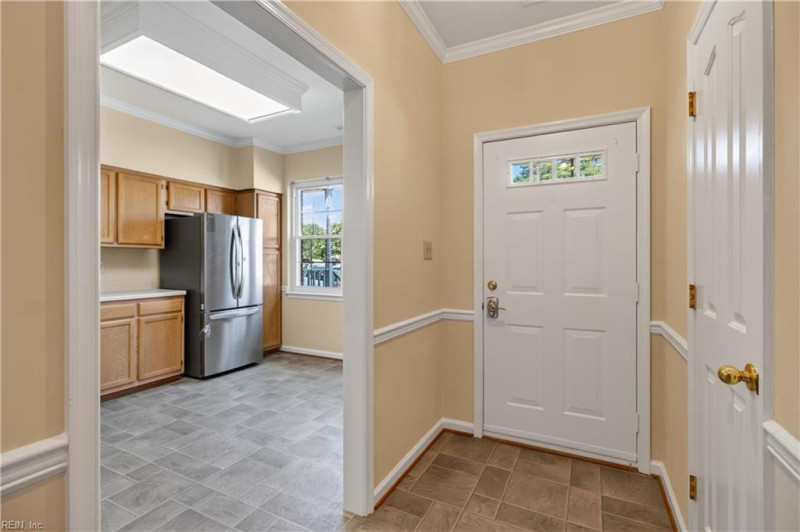 Photo 4 of 34 residential for sale in Chesapeake virginia Photo 4 of 34 residential for sale in Chesapeake virginia