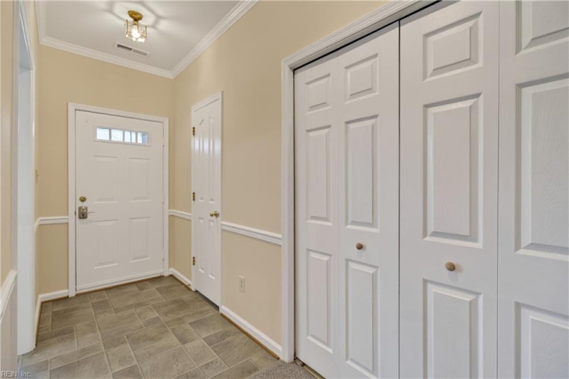 Photo 5 of 34 residential for sale in Chesapeake virginia Photo 5 of 34 residential for sale in Chesapeake virginia