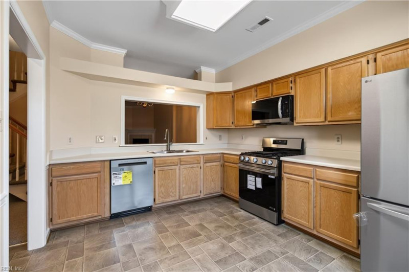 Photo 7 of 34 residential for sale in Chesapeake virginia Photo 7 of 34 residential for sale in Chesapeake virginia