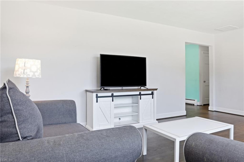 Photo 8 of 31 residential for sale in Norfolk virginia Photo 8 of 31 residential for sale in Norfolk virginia