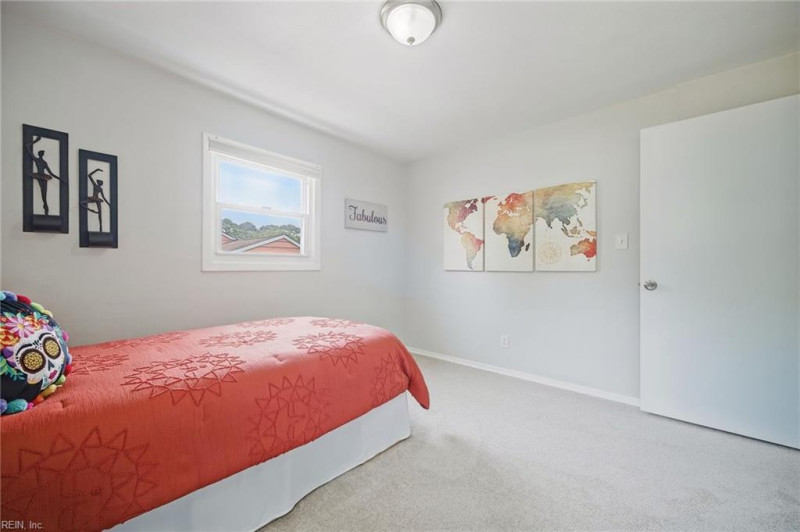 Photo 21 of 44 residential for sale in Norfolk virginia