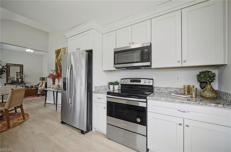 Photo 9 of 44 residential for sale in Norfolk virginia