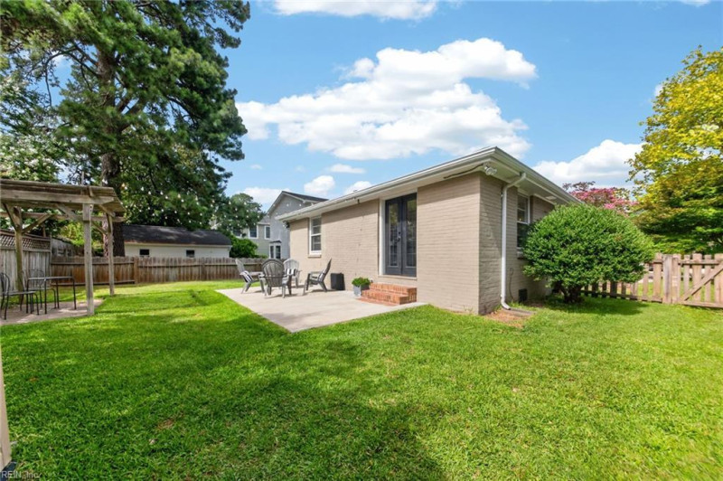 Photo 20 of 23 residential for sale in Norfolk virginia Photo 20 of 23 residential for sale in Norfolk virginia