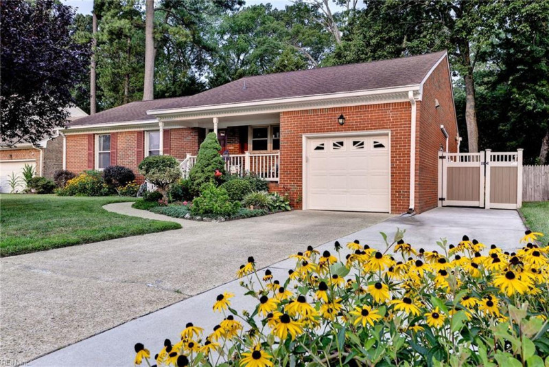 Photo 1 of 30 residential for sale in Hampton virginia