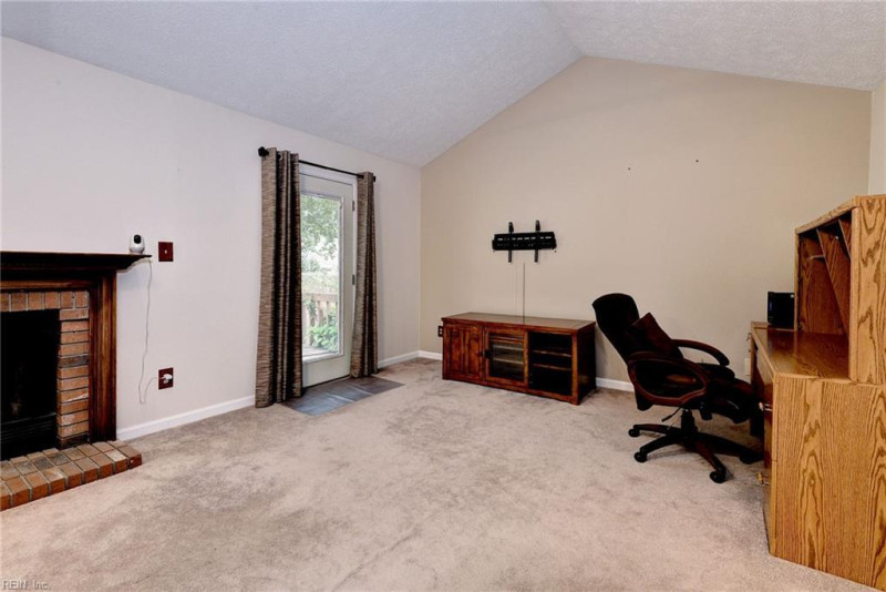 Photo 10 of 30 residential for sale in Hampton virginia
