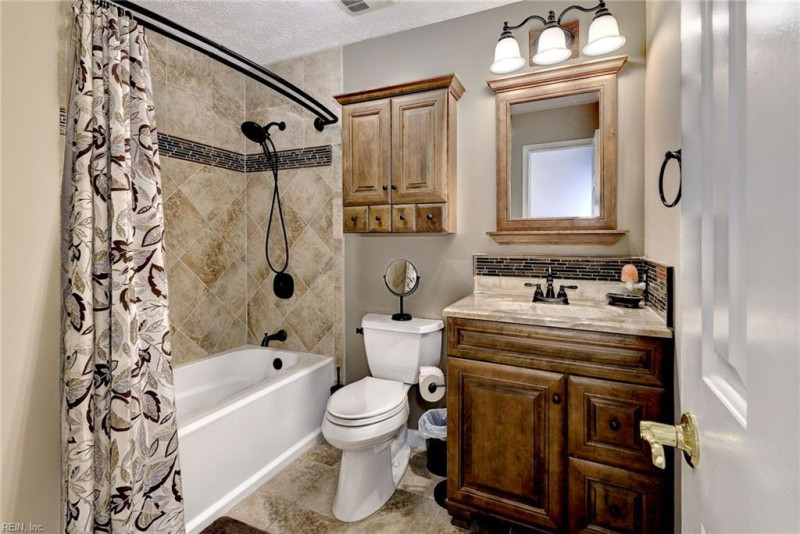 Photo 21 of 30 residential for sale in Hampton virginia