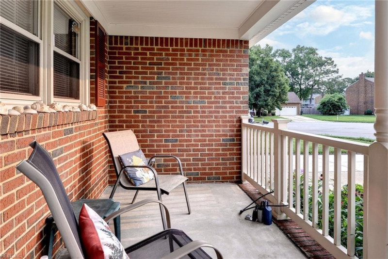 Photo 6 of 30 residential for sale in Hampton virginia