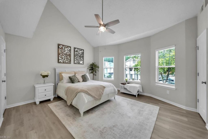 Photo 16 of 39 residential for sale in Chesapeake virginia