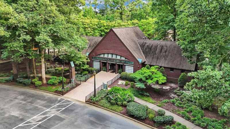 Photo 30 of 39 residential for sale in Chesapeake virginia