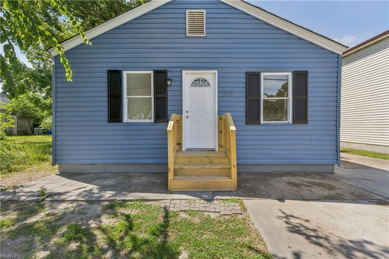 Photo 1 of 28 residential for sale in Norfolk virginia
