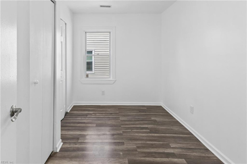 Photo 16 of 28 residential for sale in Norfolk virginia