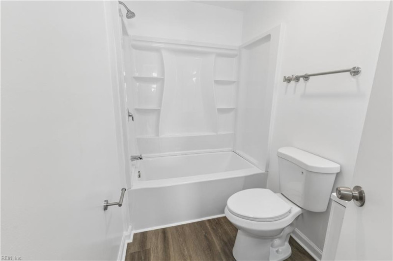 Photo 18 of 28 residential for sale in Norfolk virginia
