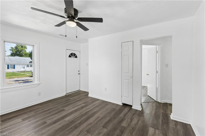Photo 3 of 28 residential for sale in Norfolk virginia
