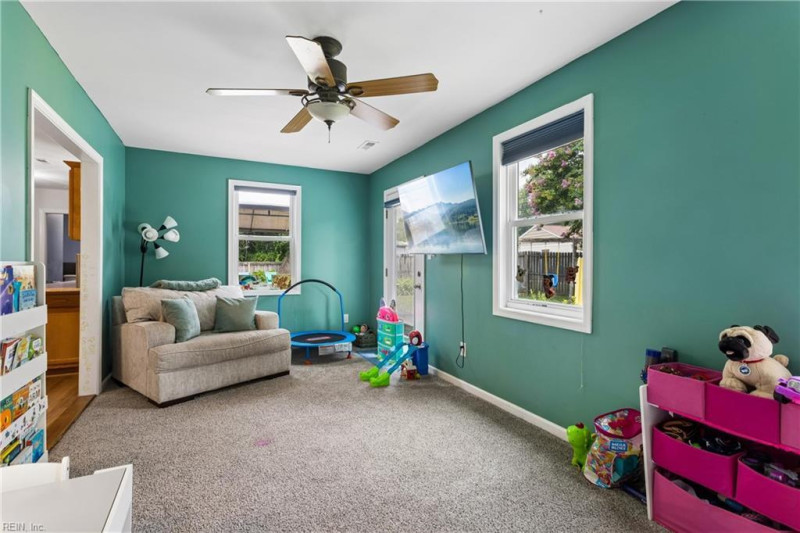 Photo 15 of 50 residential for sale in Newport News virginia