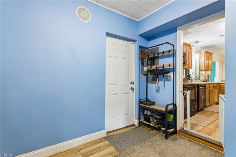 Photo 23 of 50 residential for sale in Newport News virginia