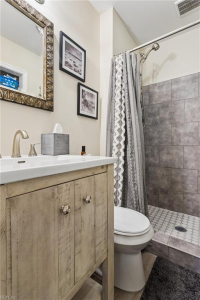 Photo 34 of 50 residential for sale in Newport News virginia