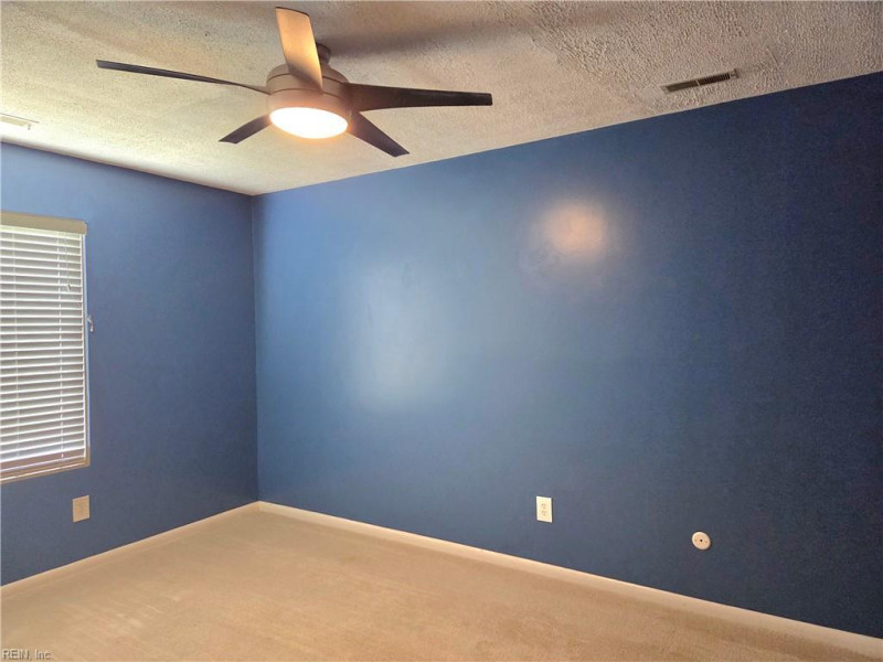 Photo 18 of 29 residential for sale in Virginia Beach virginia