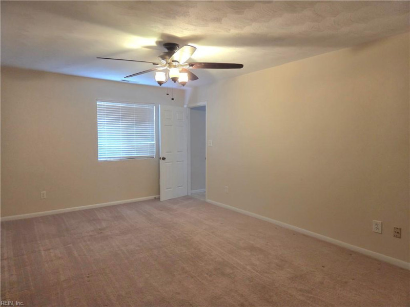 Photo 21 of 29 residential for sale in Virginia Beach virginia