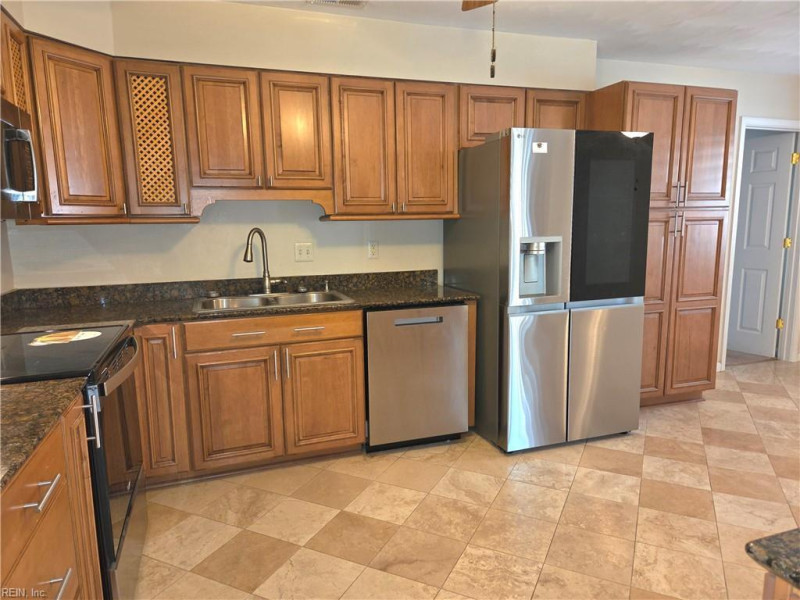Photo 7 of 29 residential for sale in Virginia Beach virginia