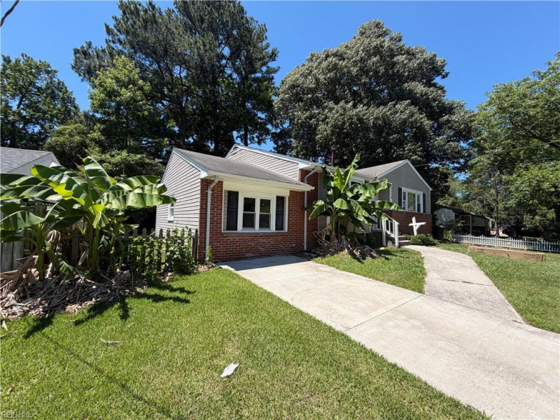 Photo 2 of 45 residential for sale in Virginia Beach virginia
