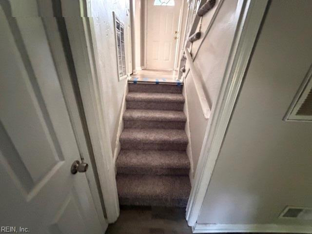 Photo 25 of 45 residential for sale in Virginia Beach virginia