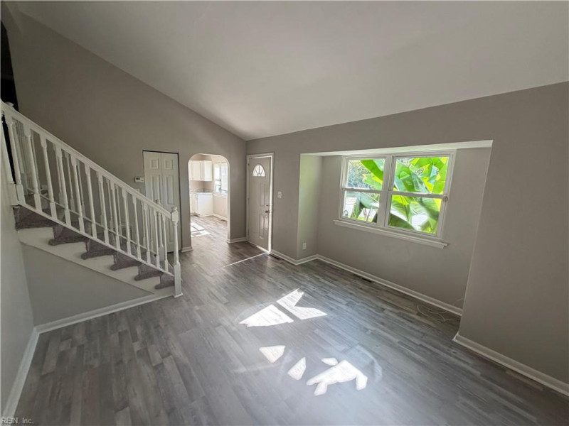 Photo 4 of 45 residential for sale in Virginia Beach virginia