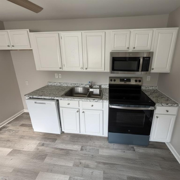 Photo 6 of 45 residential for sale in Virginia Beach virginia