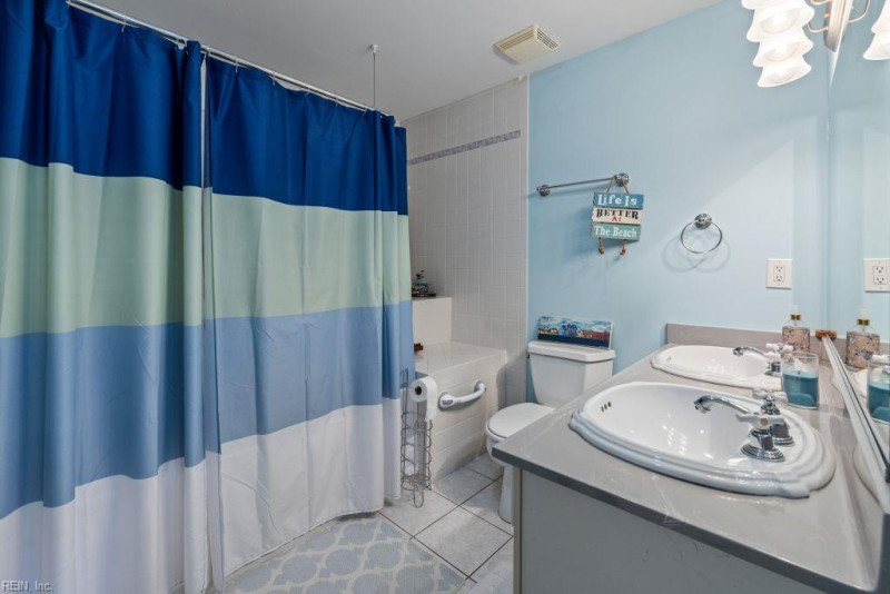 Photo 13 of 50 residential for sale in Virginia Beach virginia