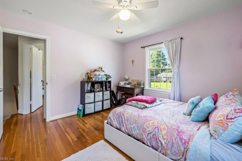 Photo 29 of 50 residential for sale in Virginia Beach virginia