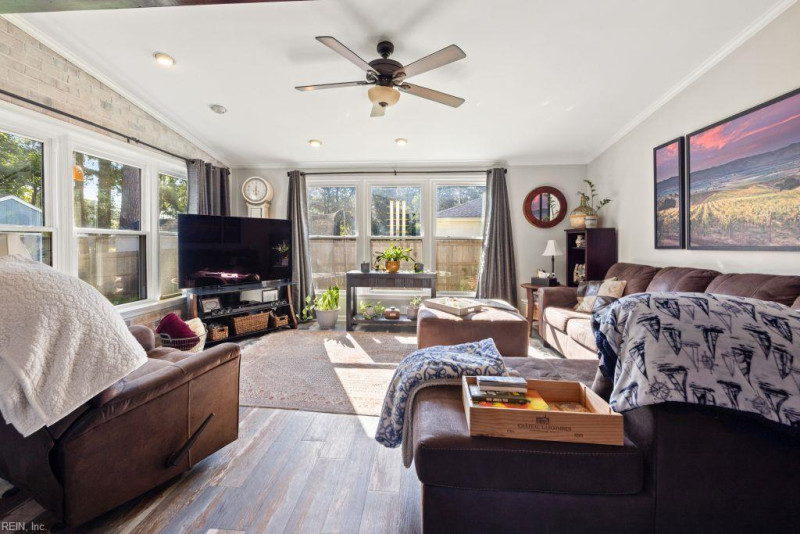 Photo 9 of 50 residential for sale in Virginia Beach virginia