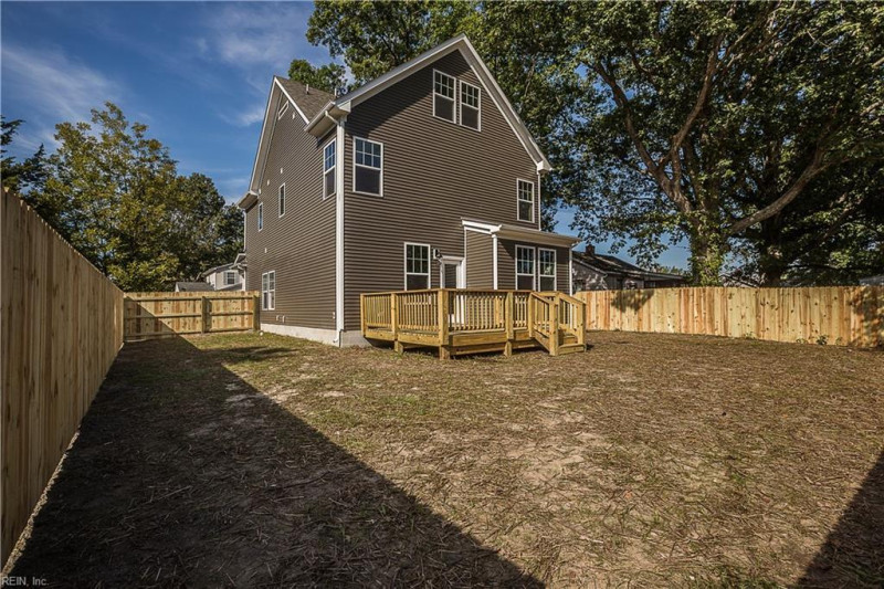 Photo 3 of 21 residential for sale in Williamsburg virginia