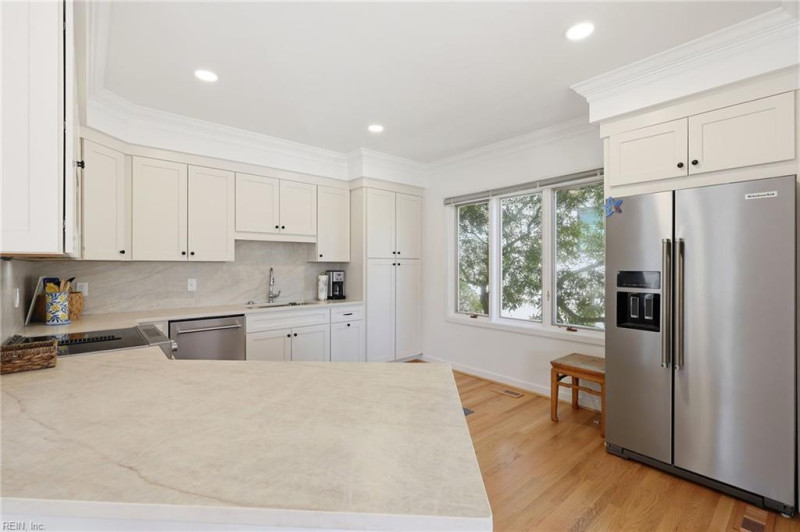 Photo 24 of 50 residential for sale in Virginia Beach virginia
