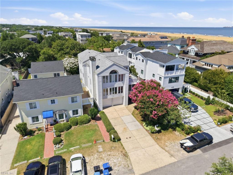 Photo 3 of 50 residential for sale in Virginia Beach virginia