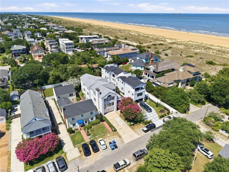 Photo 5 of 50 residential for sale in Virginia Beach virginia