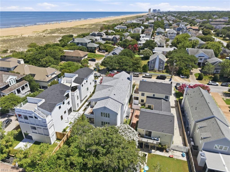 Photo 8 of 50 residential for sale in Virginia Beach virginia