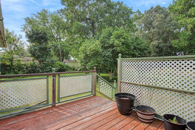 Photo 12 of 21 residential for sale in Hampton virginia