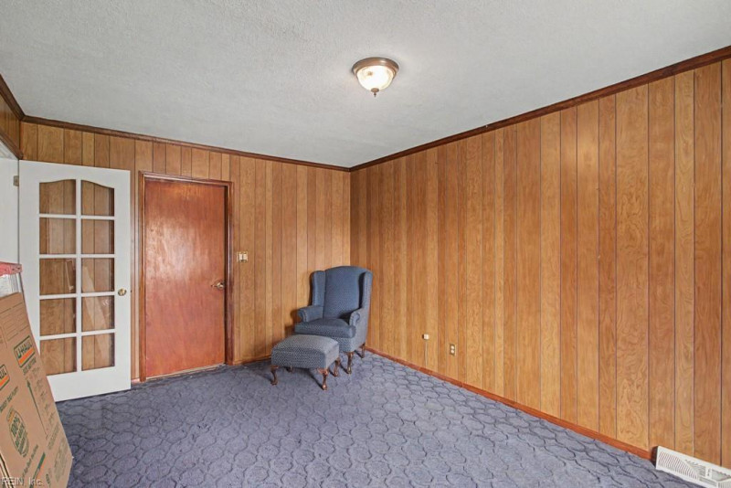 Photo 15 of 21 residential for sale in Hampton virginia