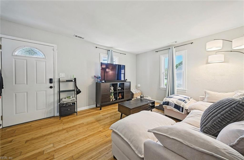 Photo 4 of 23 residential for sale in Norfolk virginia Photo 4 of 23 residential for sale in Norfolk virginia