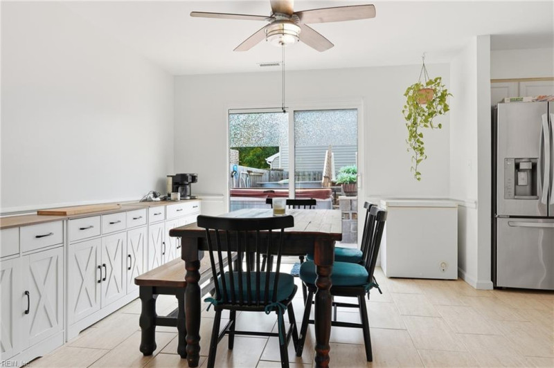 Photo 14 of 28 residential for sale in Virginia Beach virginia