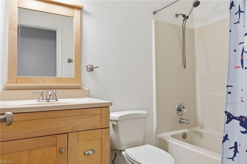 Photo 17 of 28 residential for sale in Virginia Beach virginia