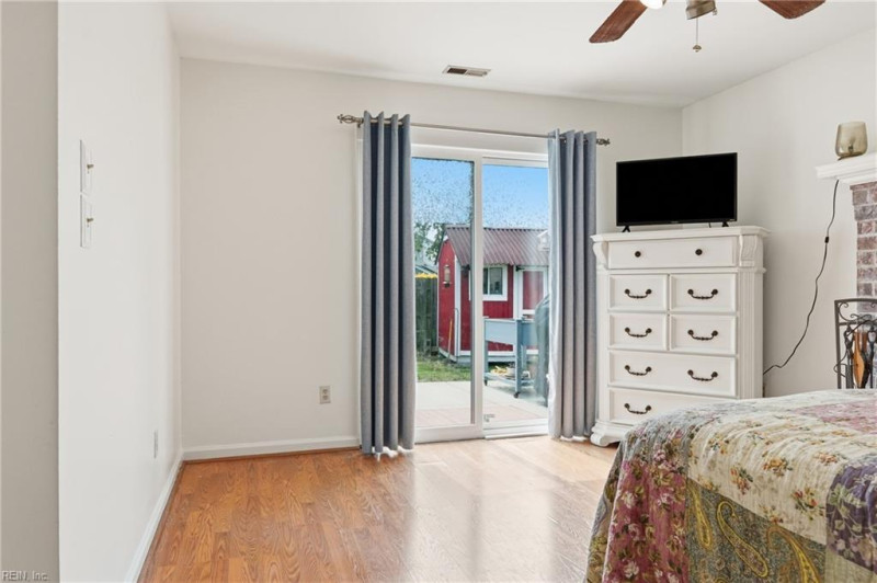 Photo 8 of 28 residential for sale in Virginia Beach virginia