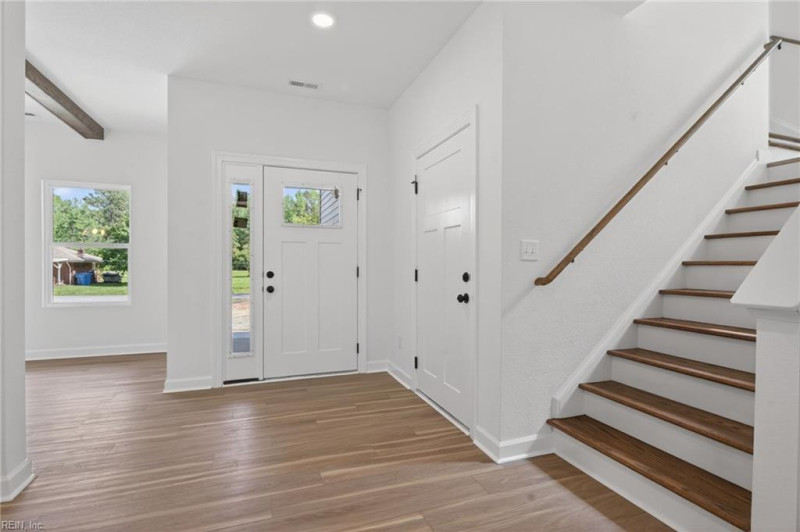 Photo 6 of 37 residential for sale in Chesapeake virginia Photo 6 of 37 residential for sale in Chesapeake virginia