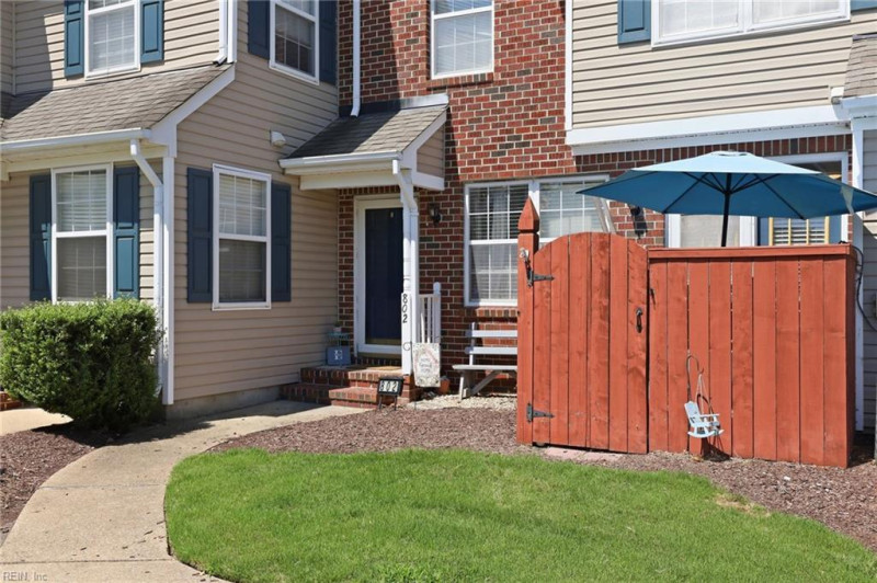 Photo 27 of 49 residential for sale in Chesapeake virginia