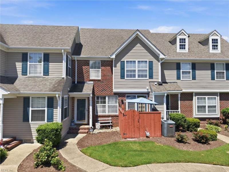 Photo 29 of 49 residential for sale in Chesapeake virginia