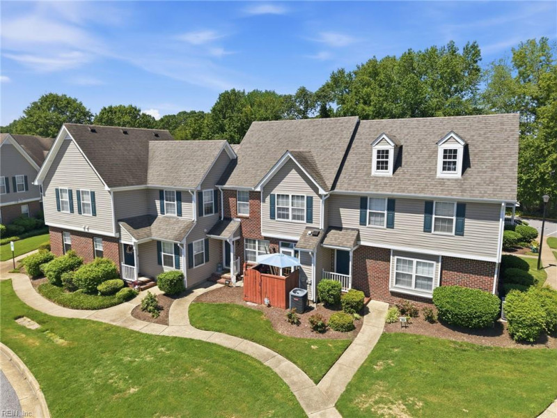 Photo 30 of 49 residential for sale in Chesapeake virginia