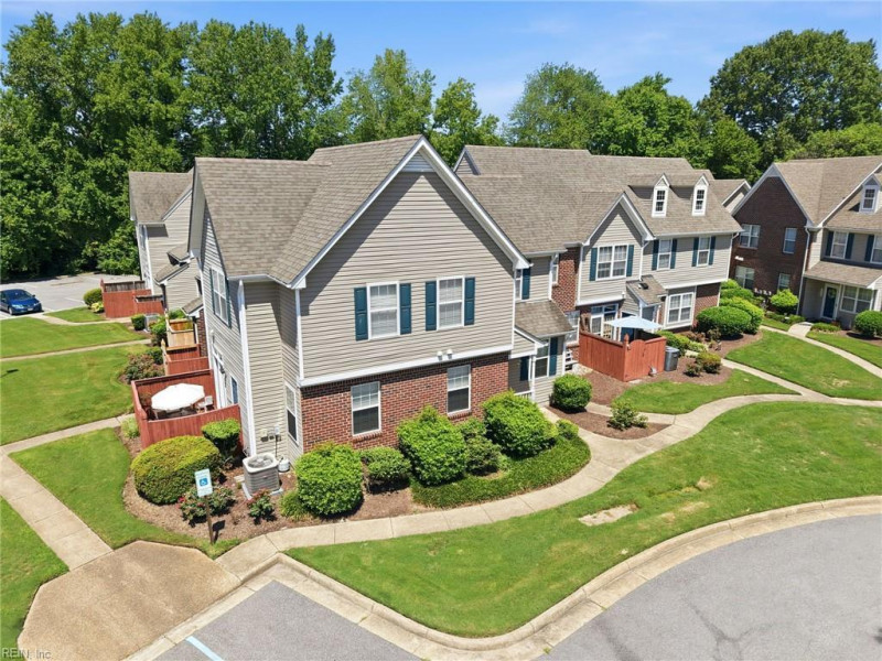Photo 32 of 49 residential for sale in Chesapeake virginia