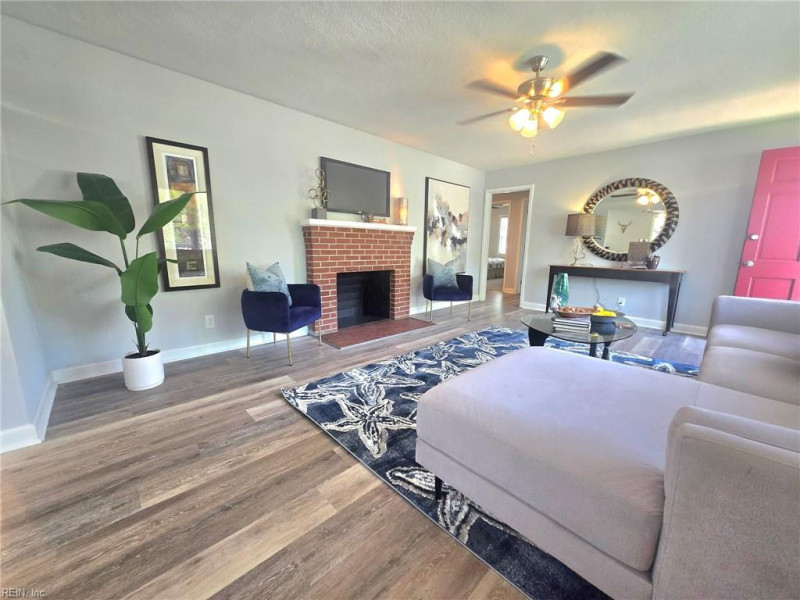 Photo 5 of 33 residential for sale in Norfolk virginia